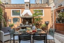 House in Venice - Loredan