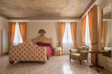 Apartment in Venice - Alighieri D