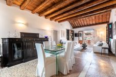 Apartment in Venice - Nabucco