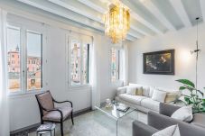 Apartment in Venice - San Trovaso Prestige