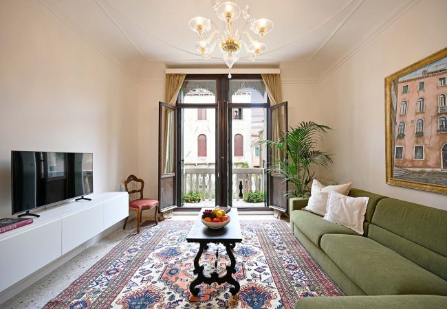 Apartment in Venezia - Traviata